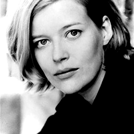 Lucy Akhurst