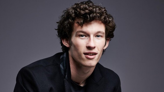Callum Turner in The Only Living Boy in New York