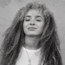 Ella Eyre