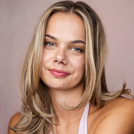 Evie Day